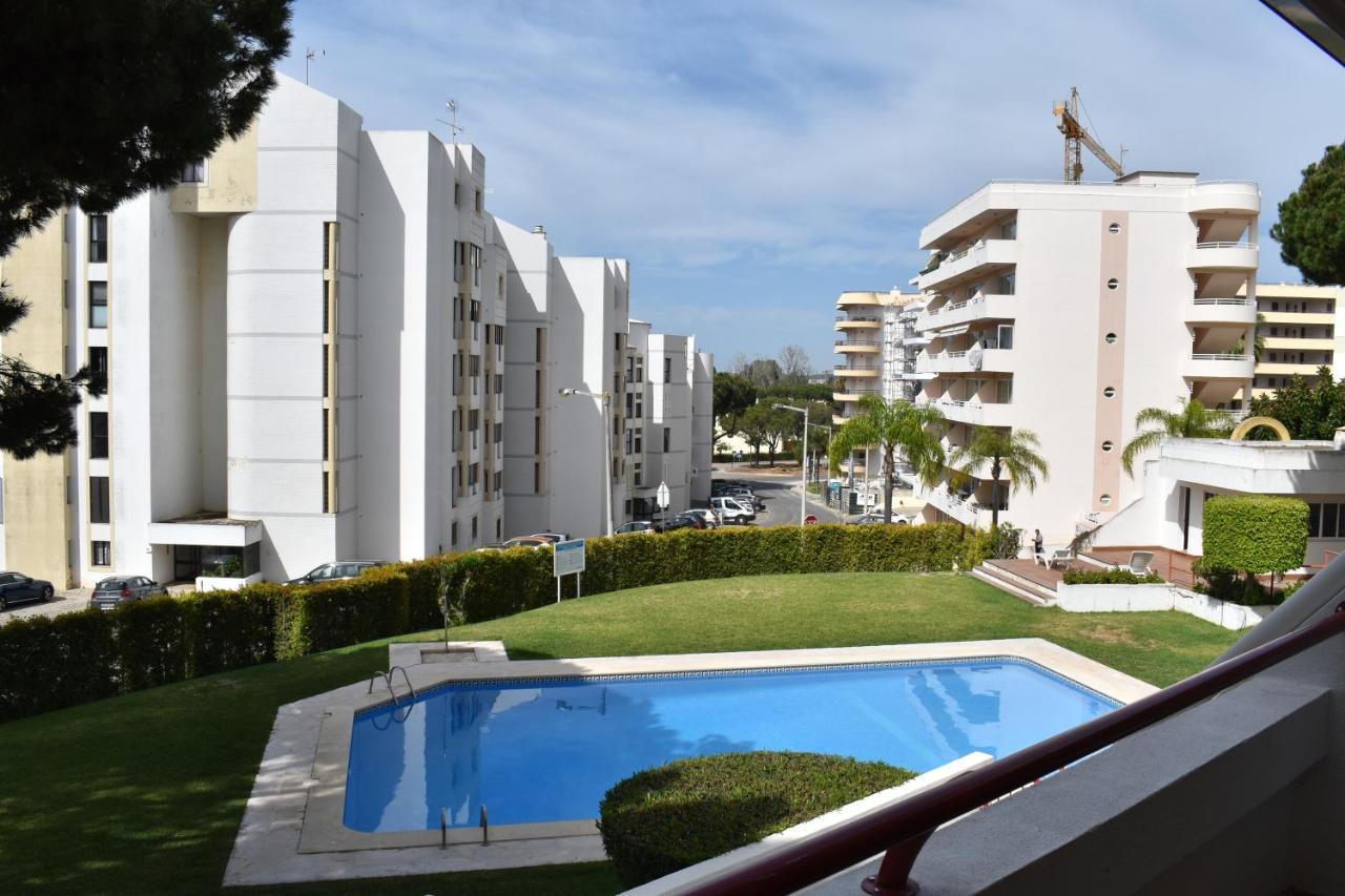 Apartamento Caroni Vilamoura Exteriör bild